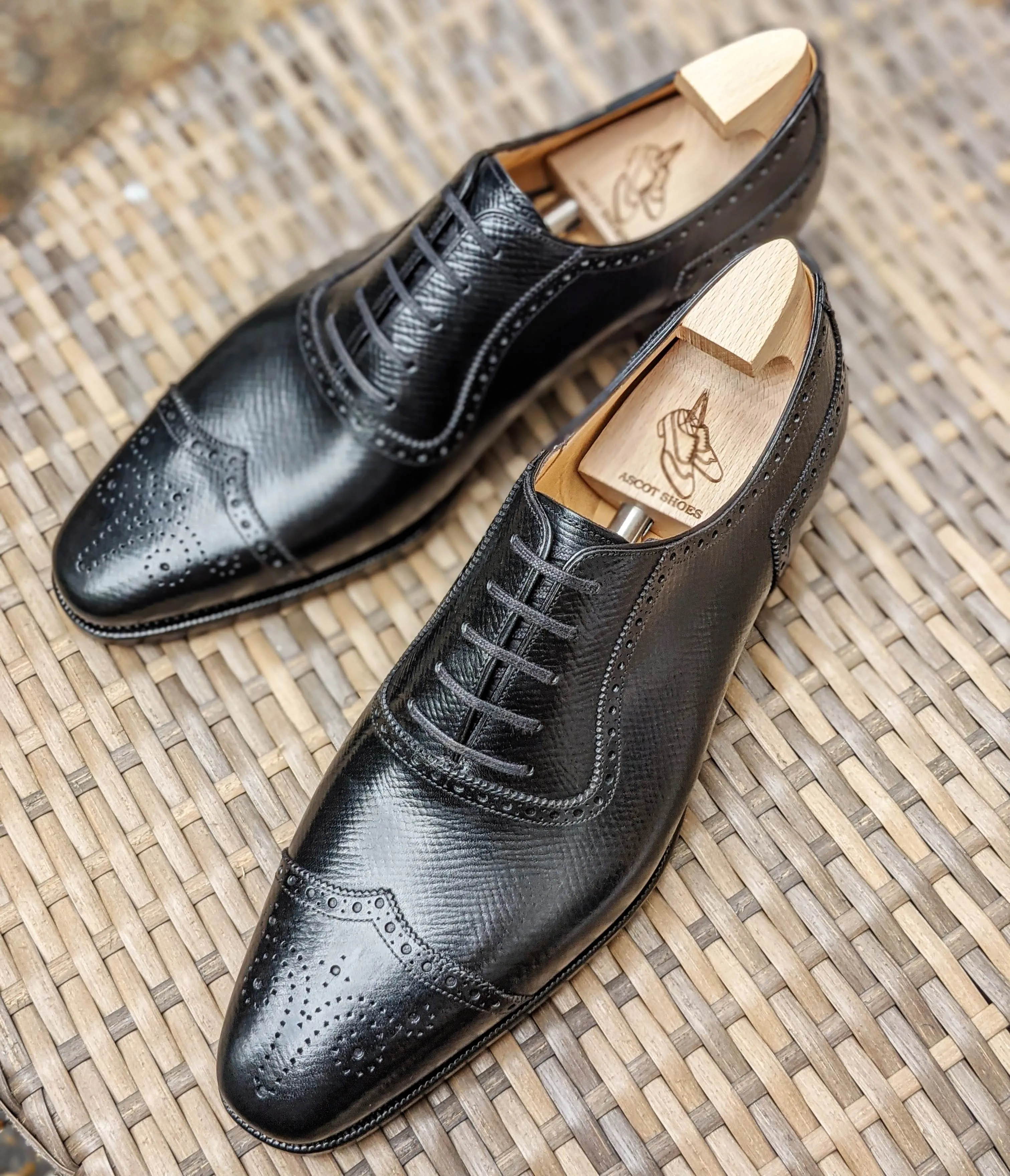 Ascot Éclair - Black Hatch Grain