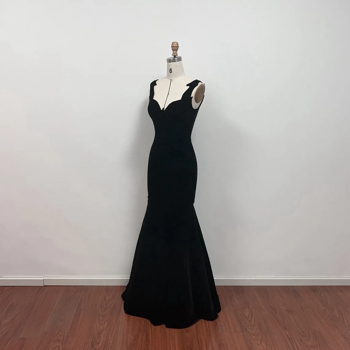 Black Rosemary Clooney Mermaid Velvet Celebrity Dress in White Christmas