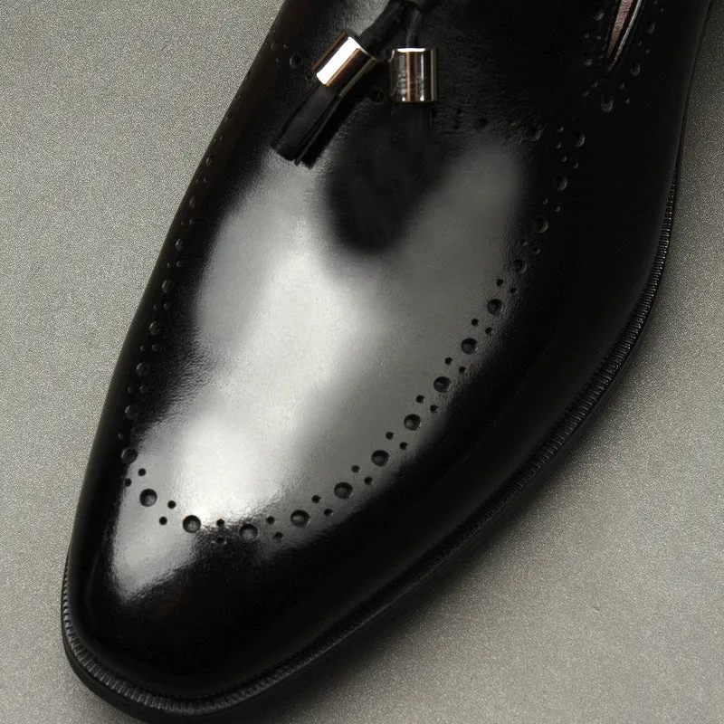 Cowhide Creates Atmospheric Men Wedding Shoes