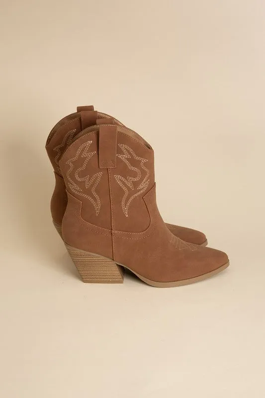 Embroidery Western Boots