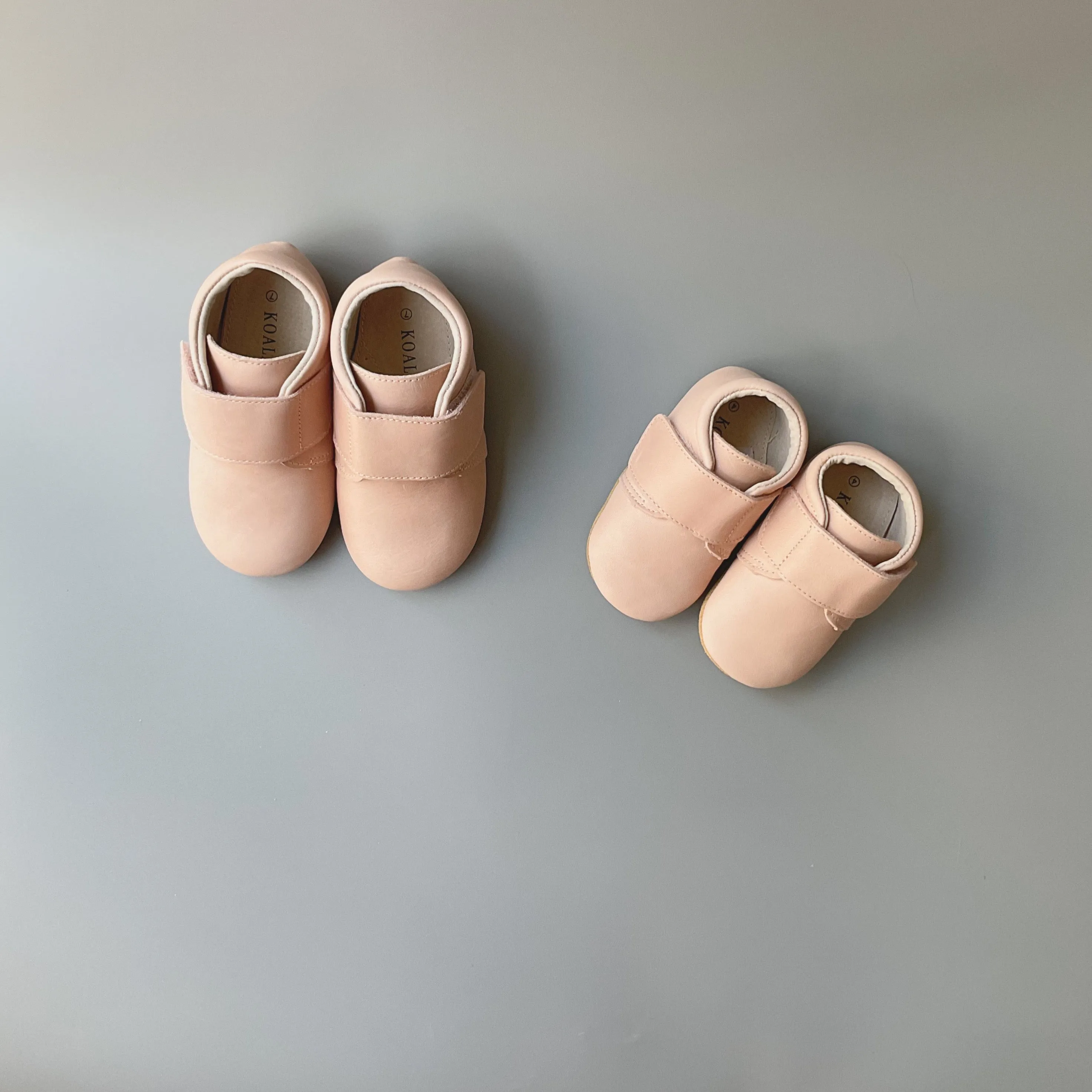 Kicks with Velcro - Blush