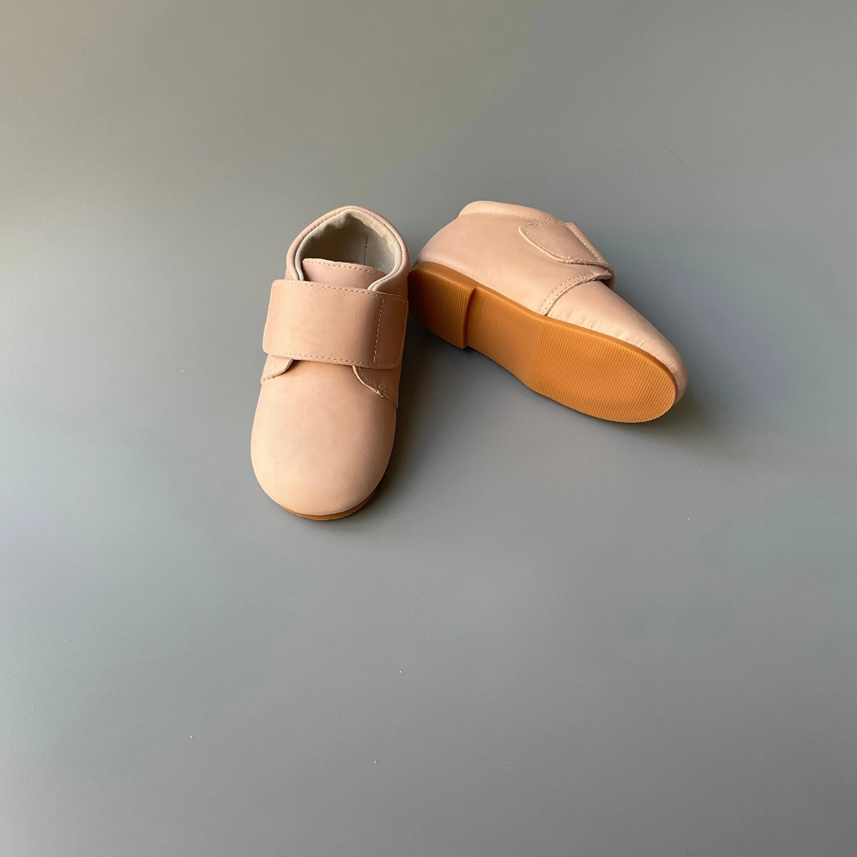Kicks with Velcro - Blush