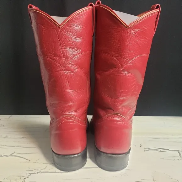 Nocona 'Wildflower' Ropers in Red - Youth size 3.5 or Women's size 5.5