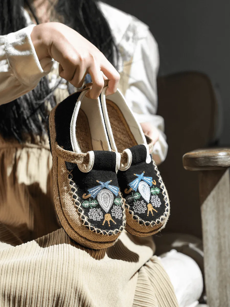 Pattern Embroidered Linen Espadrille Loafer - Black