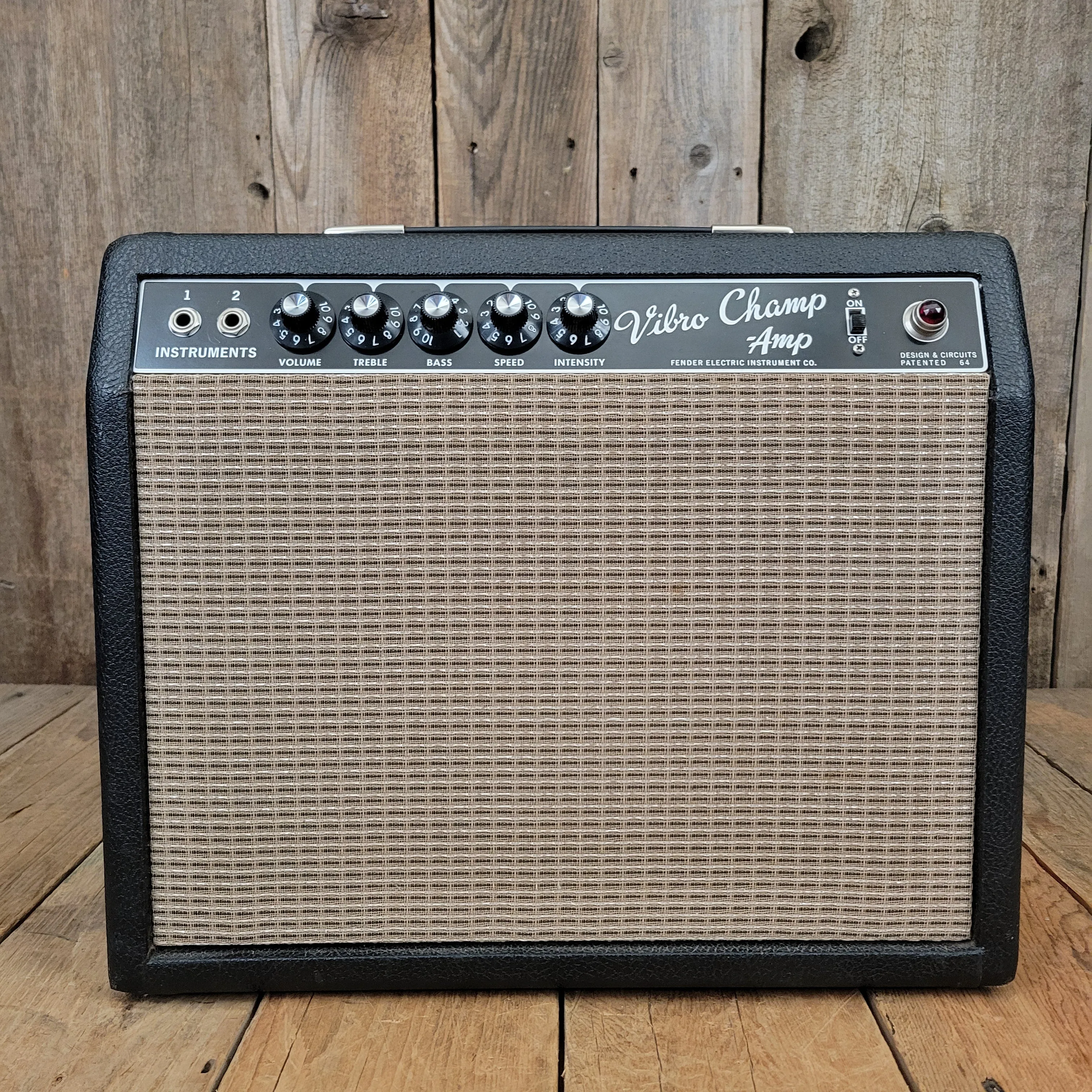 SOLD - Fender Vibro Champ 1964 FEIC Pre CBS Vintage Guitar Amp