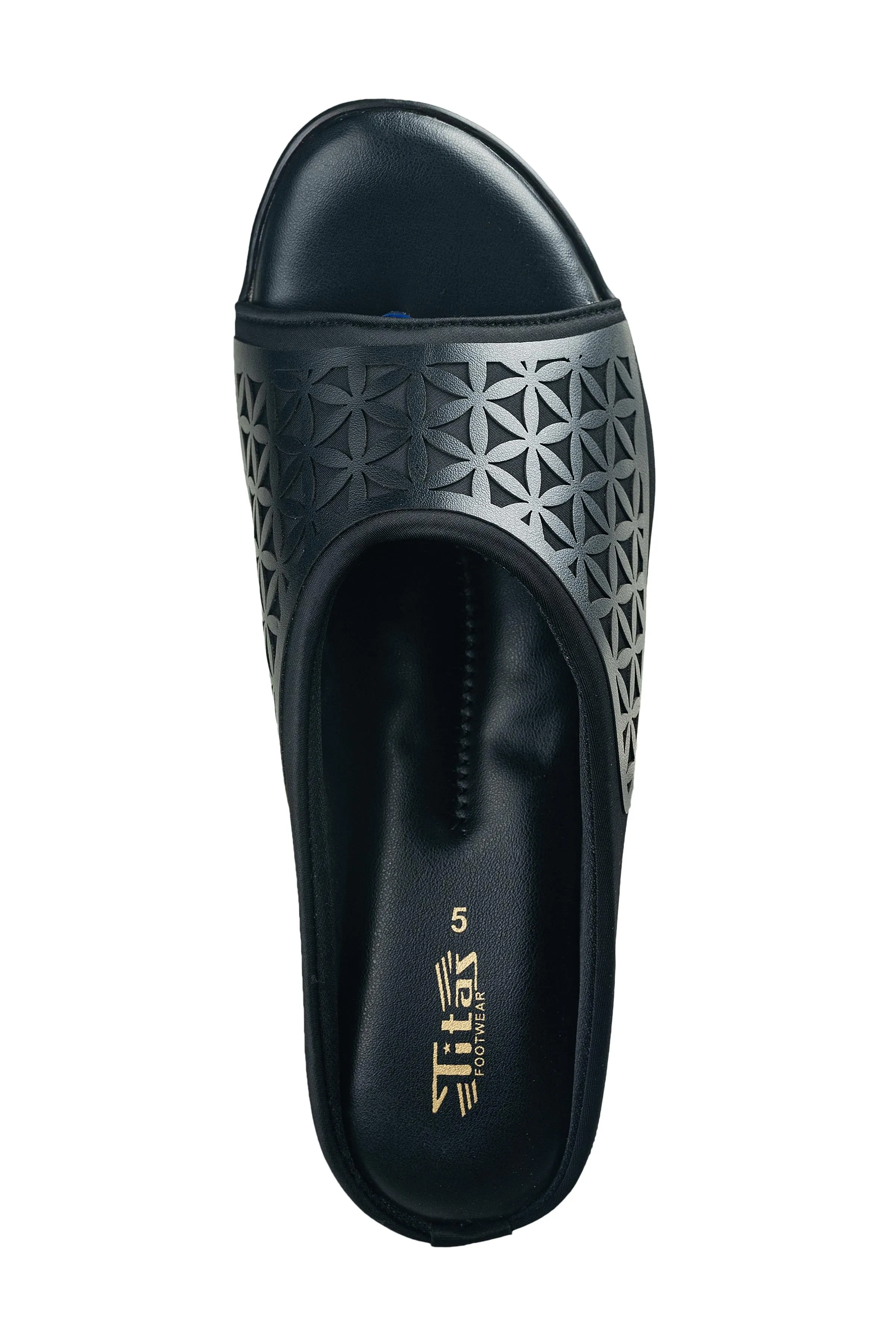 Titas Ladies Black Chappal (Cs C 230201)