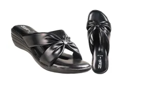 Titas Ladies Black Chappal (Cs C 241204)