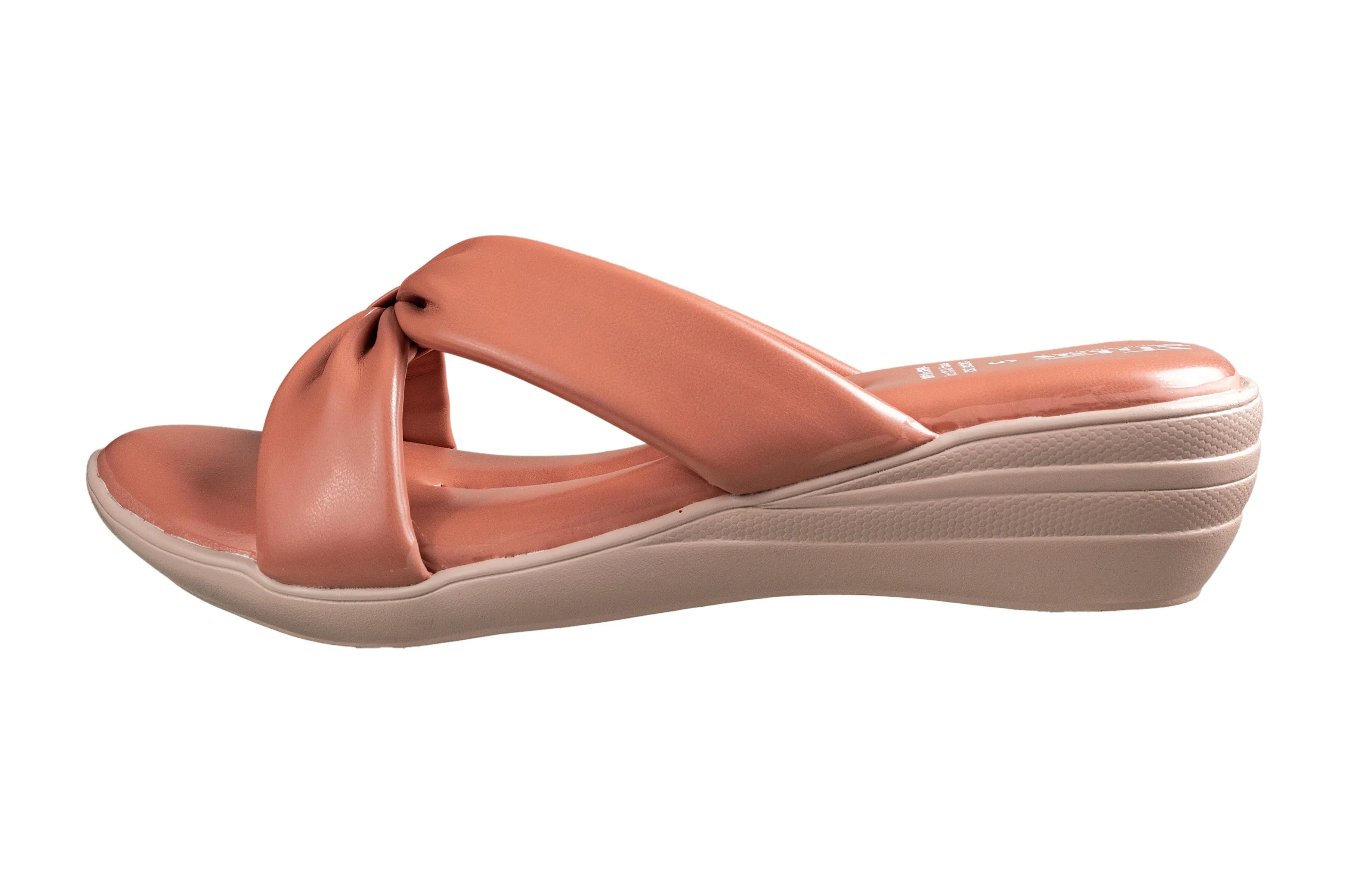 Titas Ladies Peach Chappal (Cs C 241203)