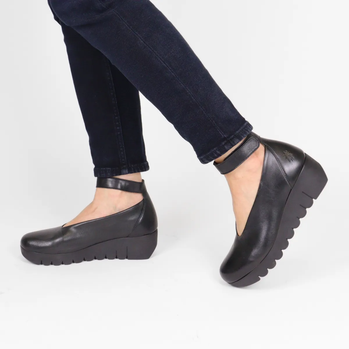Vily Black
