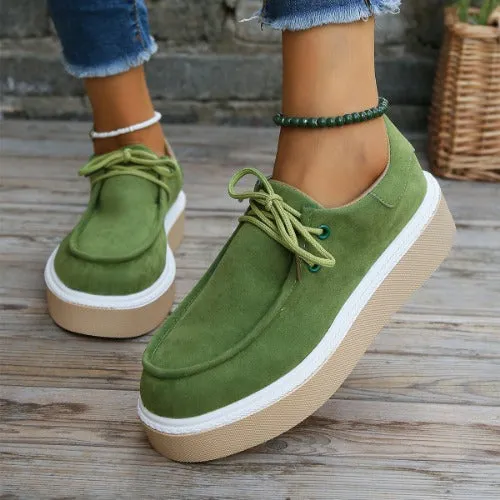Women's lace-up sneakers with a thick sole